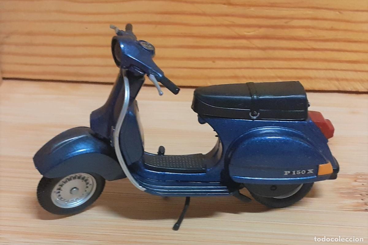 Motos a escala: MOTO VESPA P150X METALICA