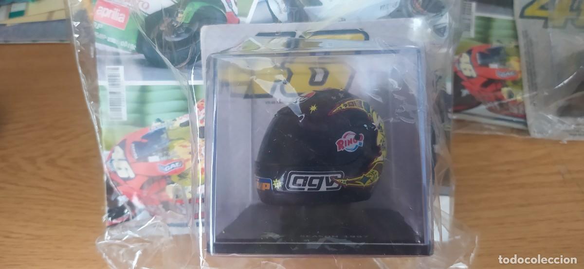 Motos a escala: CASCO ESCALA 1/5 1:5 VALENTINO ROSSI TEMPORADA 1997