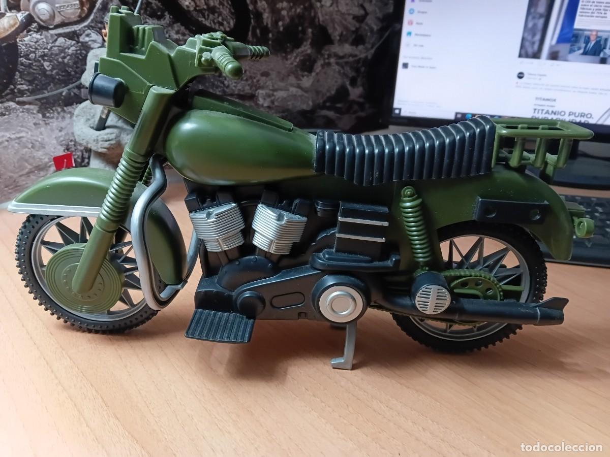 Motos a escala: Maqueta de moto . ACTION MAN .. Modelo MOTO VERDE .