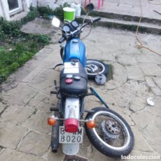 Motos: MOTO SANGLAS 400 E