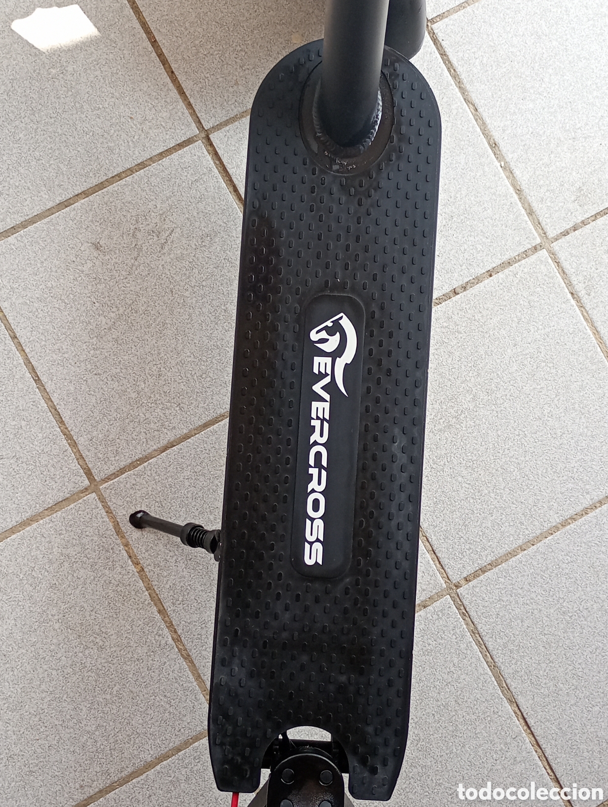 Motos: Patinete el&eacute;ctrico con apenas uso.