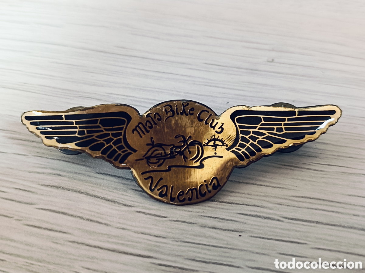Motos: INSIGNIA , PIN . MOTO BIKE CLUB VALENCIA . 7,4 &times;2,3 CM