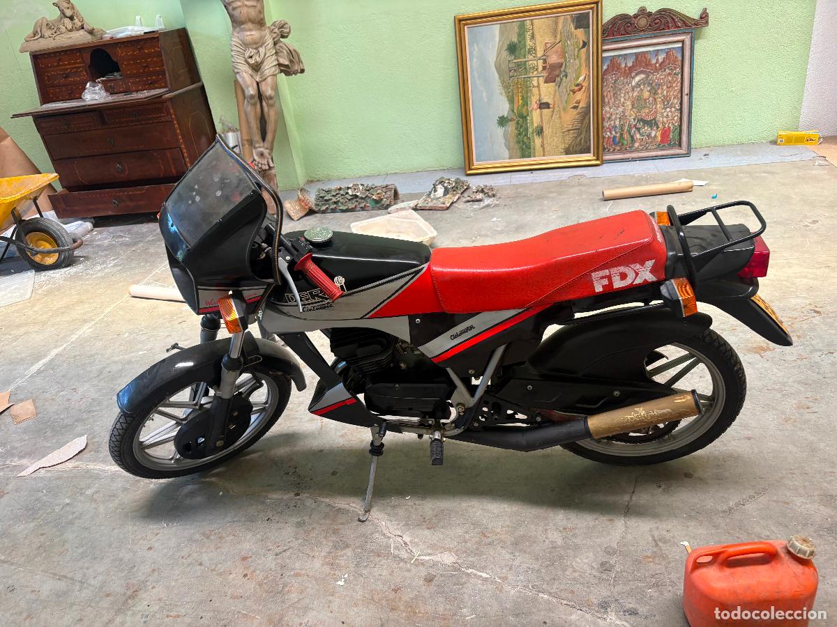 Motos: Derbi fds procede de casa particular motor gira , a&ntilde;os parada, sin documentos