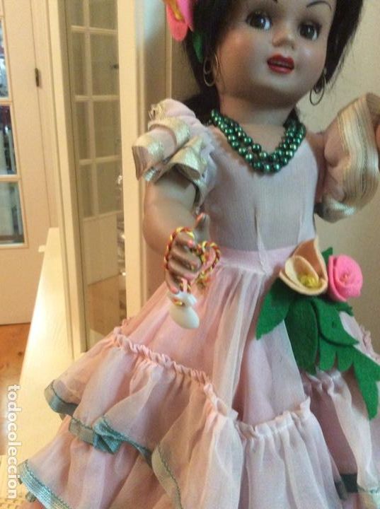 Mu&ntilde;eca Cayetana: Mu&ntilde;eca Cayetana delgada de celuloide con traje de faralaes y complementos originales. - Foto 4