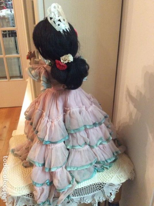 Mu&ntilde;eca Cayetana: Mu&ntilde;eca Cayetana delgada de celuloide con traje de faralaes y complementos originales. - Foto 10