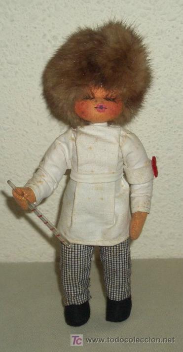 Mu&ntilde;eca espa&ntilde;ola clasica: M&Eacute;DICO DE TRAPO,A&Ntilde;OS 50 - Foto 1
