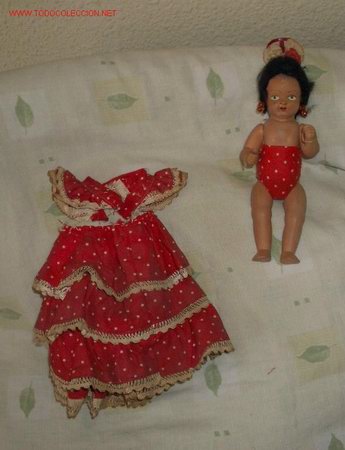 Mu&ntilde;eca espa&ntilde;ola clasica: MU&Ntilde;ECA FOLKL&Oacute;RICA DE CELULOIDE,A&Ntilde;OS 50 - Foto 1