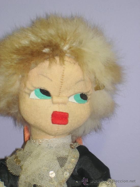 Mu&ntilde;eca espa&ntilde;ola clasica: MU&Ntilde;ECA DE FIELTRO VESTIDA DE FALLERA - Foto 1