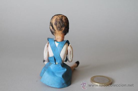 Mu&ntilde;eca espa&ntilde;ola clasica: Peque&ntilde;a mu&ntilde;eca, pl&aacute;stico, a&ntilde;os 60 - Foto 2
