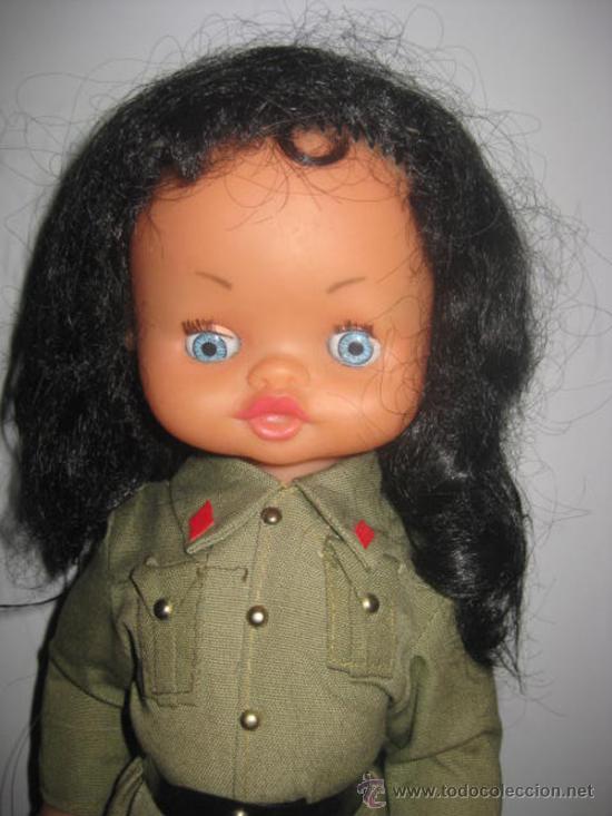 Mu&ntilde;eca espa&ntilde;ola clasica: MU&Ntilde;ECA VESTIDA CON TRAJE MILITARDE - . - Foto 2