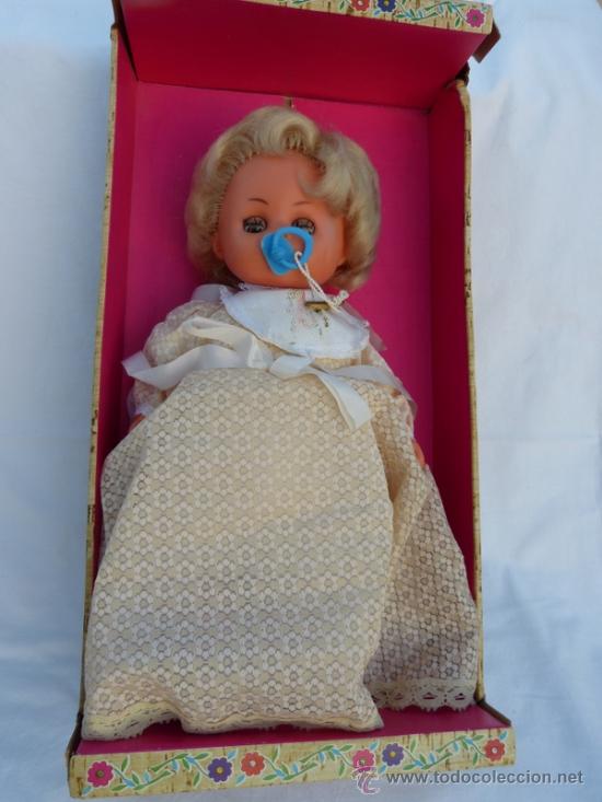 Mu&ntilde;eca espa&ntilde;ola clasica: beb&eacute; pss con traje de acristianar - Foto 1