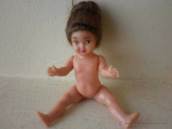 Mu&ntilde;eca espa&ntilde;ola clasica: ANTIGUA Y PEQUE&Ntilde;A MU&Ntilde;ECA DE CELULOIDE - Foto 1