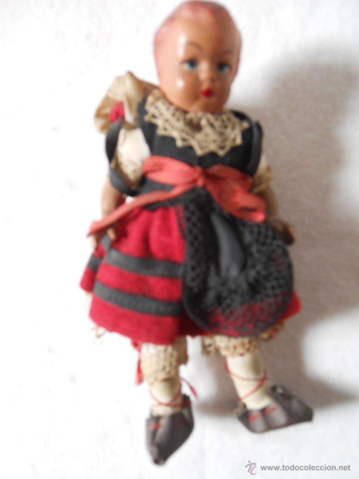Mu&ntilde;eca espa&ntilde;ola clasica: Mu&ntilde;eca celuloide tipo gallega - Foto 1