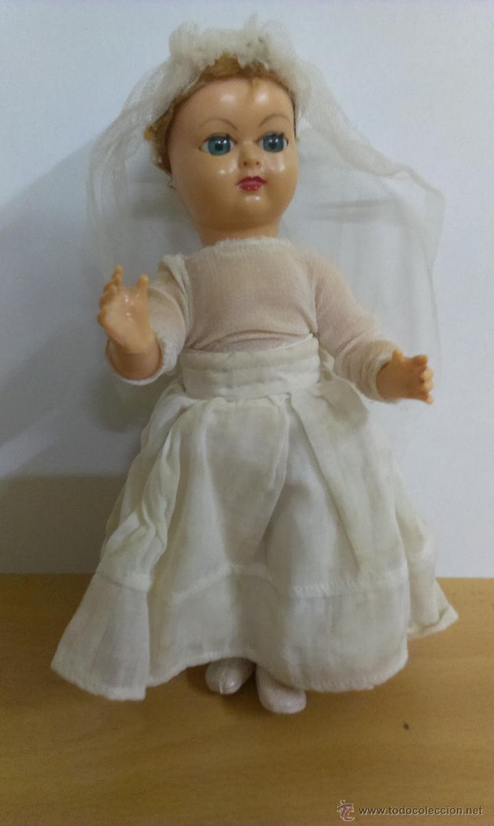 Mu&ntilde;eca espa&ntilde;ola clasica: ANIGUA MU&Ntilde;ECA DE CELULOIDE VESTIDO DE BODA - Foto 1