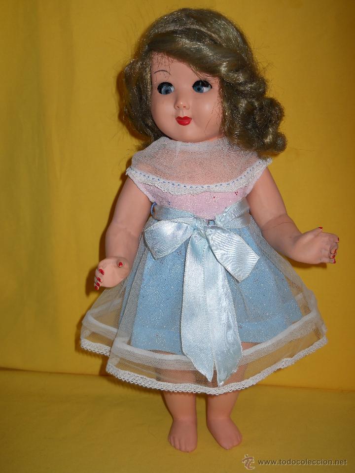 Mu&ntilde;eca espa&ntilde;ola clasica: Mu&ntilde;eca antigua de celuloide de 43 cm (ADMITO OFERTAS) - Foto 1
