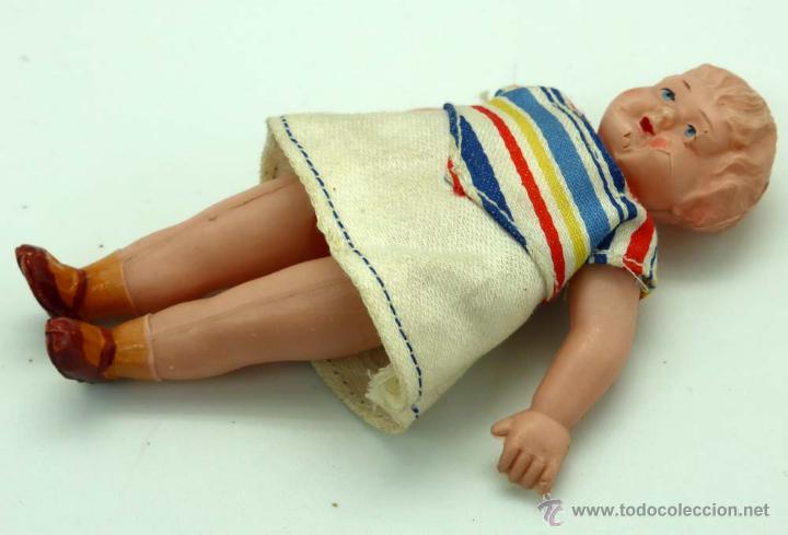 Mu&ntilde;eca espa&ntilde;ola clasica: Mu&ntilde;eca celuloide con defecto cara y cerdo madera falta una pata - Foto 3