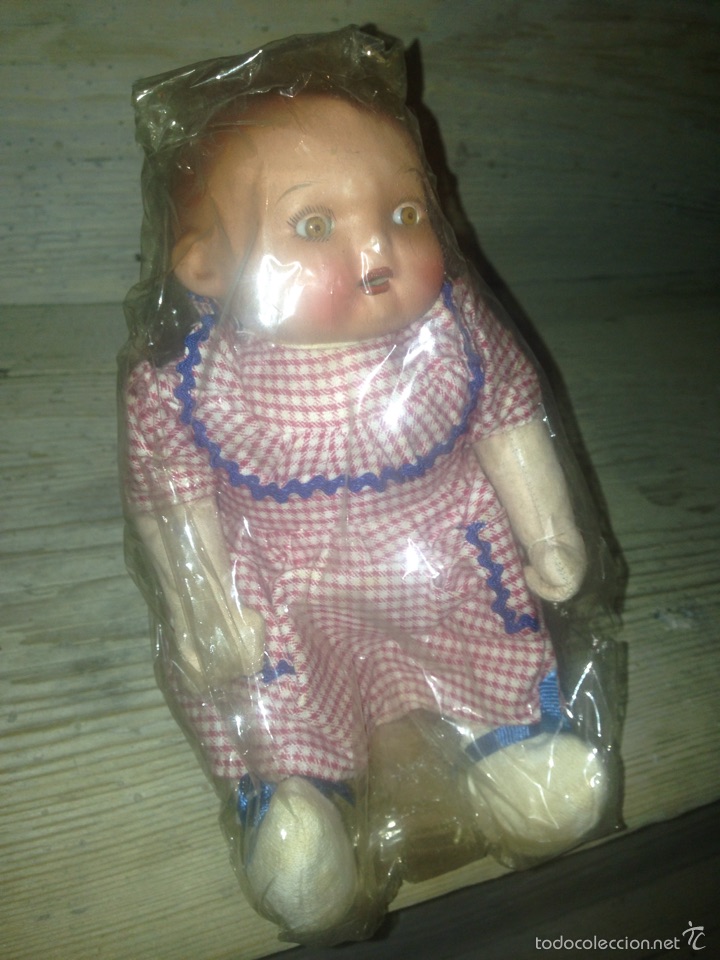 Mu&ntilde;eca espa&ntilde;ola clasica: Mu&ntilde;eco 1940-50 en bolsa - Foto 1