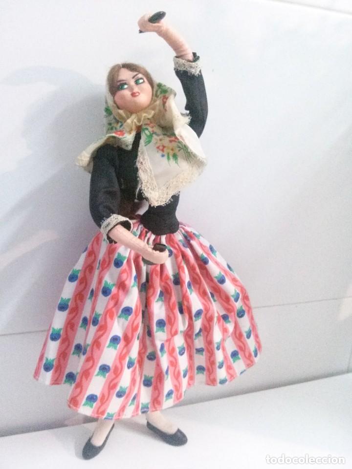 Mu&ntilde;eca espa&ntilde;ola clasica: mu&ntilde;eca de alambre con casta&ntilde;uelas - Foto 2