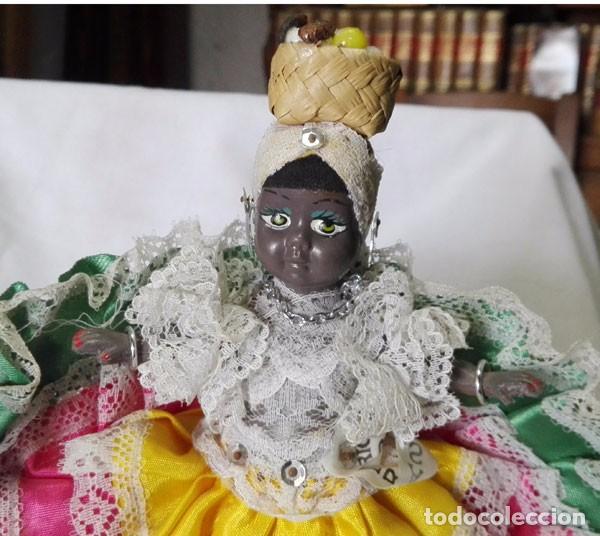 Mu&ntilde;eca espa&ntilde;ola clasica: ANTIGUA MU&Ntilde;ECA CON TRAJE T&Iacute;PICO, DE PL&Aacute;STICO DURO - Foto 2