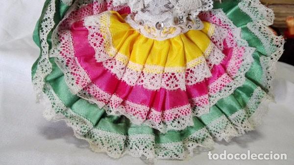 Mu&ntilde;eca espa&ntilde;ola clasica: ANTIGUA MU&Ntilde;ECA CON TRAJE T&Iacute;PICO, DE PL&Aacute;STICO DURO - Foto 3
