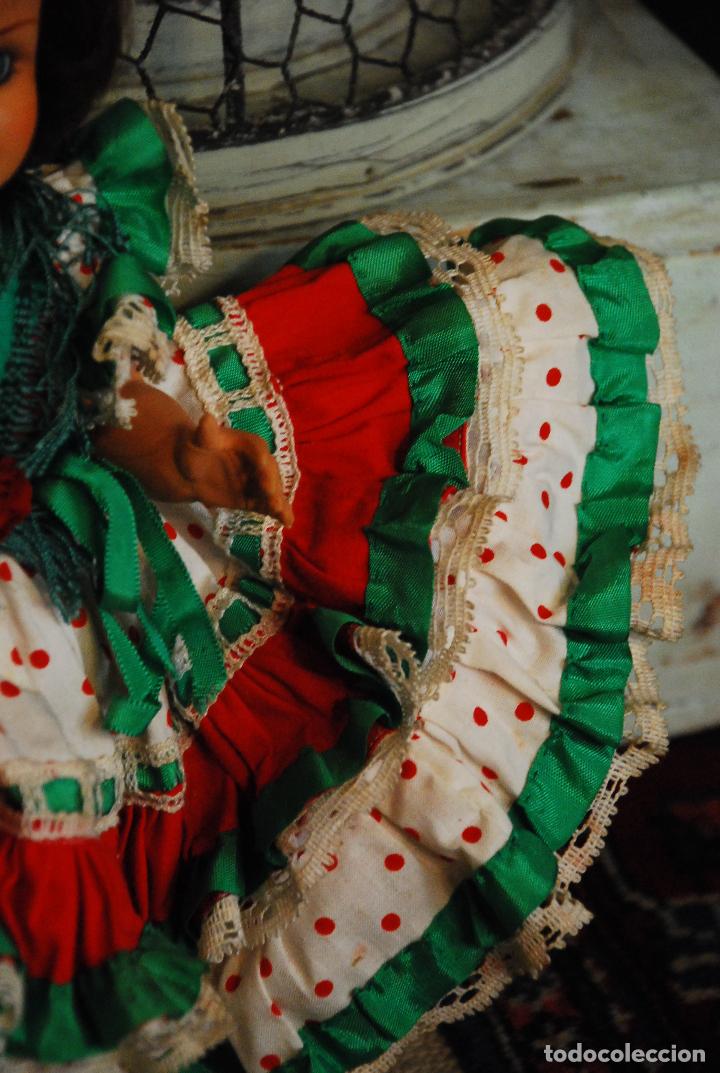 Mu&ntilde;eca espa&ntilde;ola clasica: PRECIOSA MU&Ntilde;ECA ANTIGUA VESTIDA DE GITANA - Foto 5