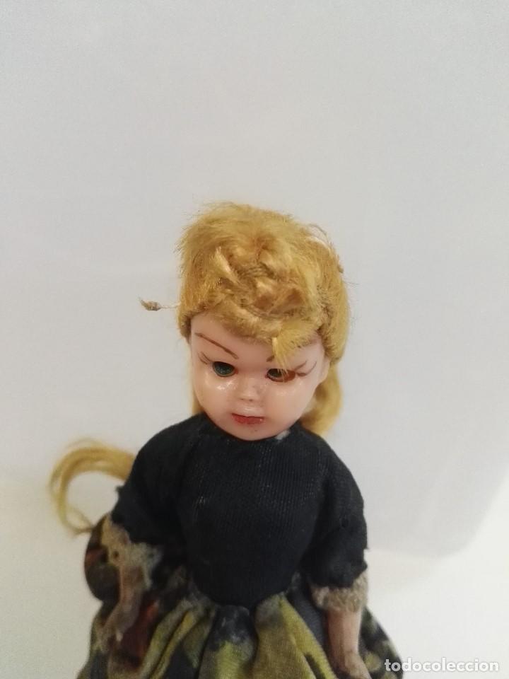 Mu&ntilde;eca espa&ntilde;ola clasica: Mu&ntilde;eca de celuloide antigua. - Foto 3