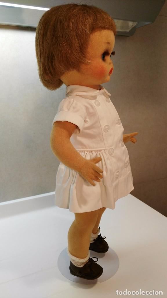 Mu&ntilde;eca espa&ntilde;ola clasica: Mu&ntilde;eca flocada de Florido con caja - Foto 2