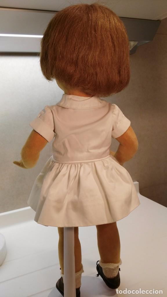 Mu&ntilde;eca espa&ntilde;ola clasica: Mu&ntilde;eca flocada de Florido con caja - Foto 3