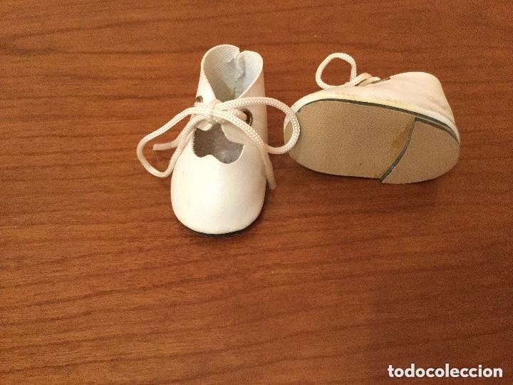 Mu&ntilde;eca espa&ntilde;ola clasica: Zapatos mu&ntilde;eca blancos - Foto 2