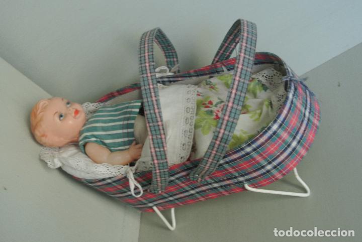 Mu&ntilde;eca espa&ntilde;ola clasica: Mu&ntilde;eca bebe de celuloide, con su canastito. - Foto 7