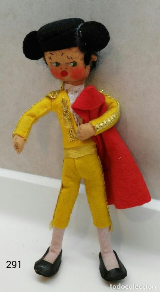 Mu&ntilde;eca espa&ntilde;ola clasica: Dos Toreros - Foto 3