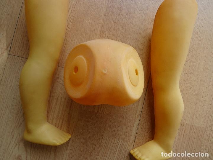 Mu&ntilde;eca espa&ntilde;ola clasica: PARA REPUESTOS - CADERAS Y PIERNAS DE MU&Ntilde;ECA DE CELULOIDE - Foto 3