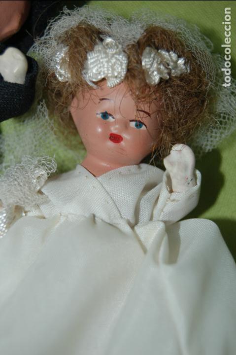 Mu&ntilde;eca espa&ntilde;ola clasica: pareja de novios de denia - Foto 5