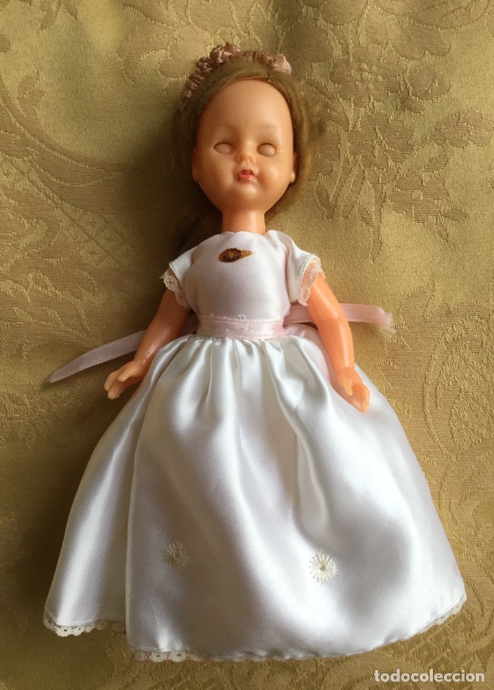 Mu&ntilde;eca espa&ntilde;ola clasica: ANTIGUA MU&Ntilde;ECA DE CELULOIDE VESTIDA DE COMUNI&Oacute;N - Foto 2