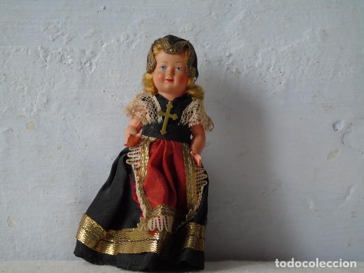 Mu&ntilde;eca espa&ntilde;ola clasica: mu&ntilde;eca celuloide con traje - Foto 1