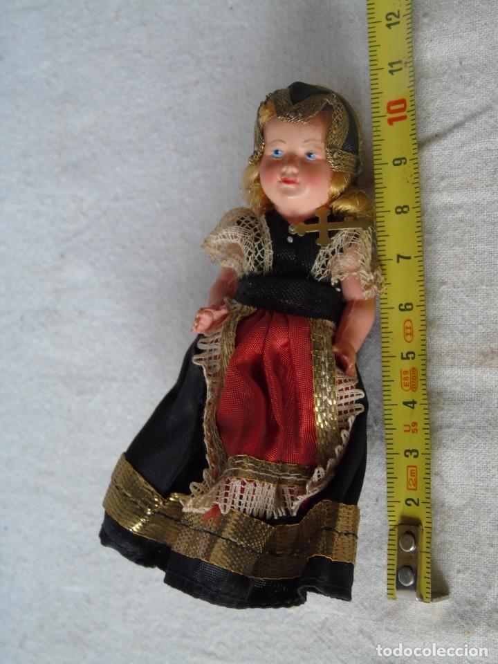Mu&ntilde;eca espa&ntilde;ola clasica: mu&ntilde;eca celuloide con traje - Foto 3