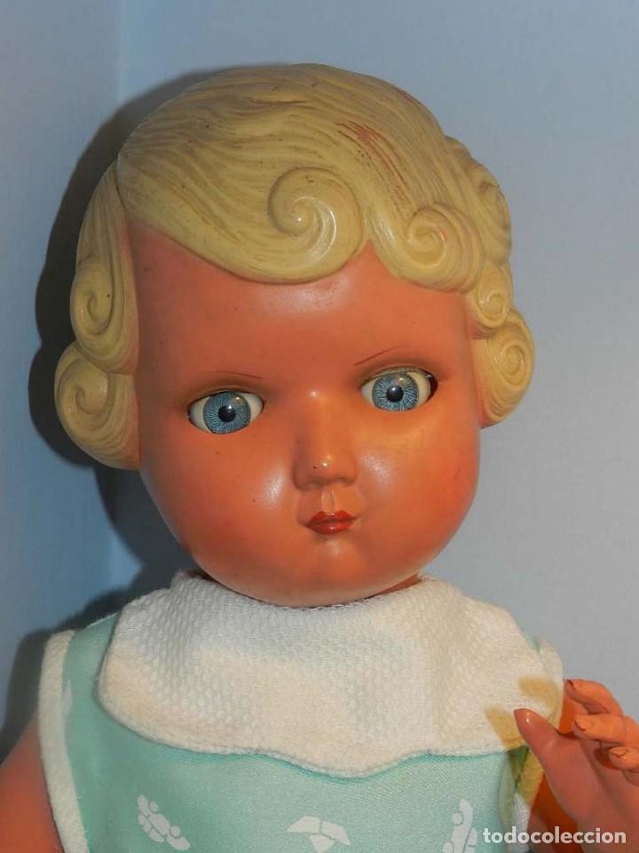 Mu&ntilde;eca espa&ntilde;ola clasica: MU&Ntilde;ECA DE CELULOIDE DE LA CASA ICSA-FINALES DE LOS 40- MIDE 48 CM - MARCADA EN LA NUCA CON EL LOGO - Foto 1