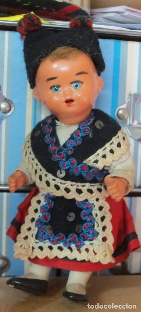 Mu&ntilde;eca espa&ntilde;ola clasica: MU&Ntilde;ECA REGIONAL CELULOIDE 12 CM. ALTURA - Foto 1