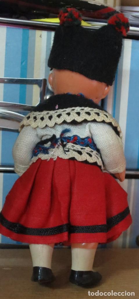 Mu&ntilde;eca espa&ntilde;ola clasica: MU&Ntilde;ECA REGIONAL CELULOIDE 12 CM. ALTURA - Foto 2