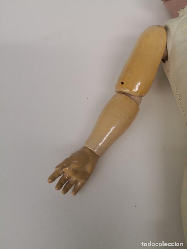 Mu&ntilde;eca espa&ntilde;ola clasica: Mu&ntilde;eca en piel de cabritilla. - Foto 3