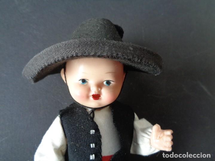 Mu&ntilde;eca espa&ntilde;ola clasica: MU&Ntilde;ECO ANTIGUO DE CELULOIDE O PLASTICO - Foto 1