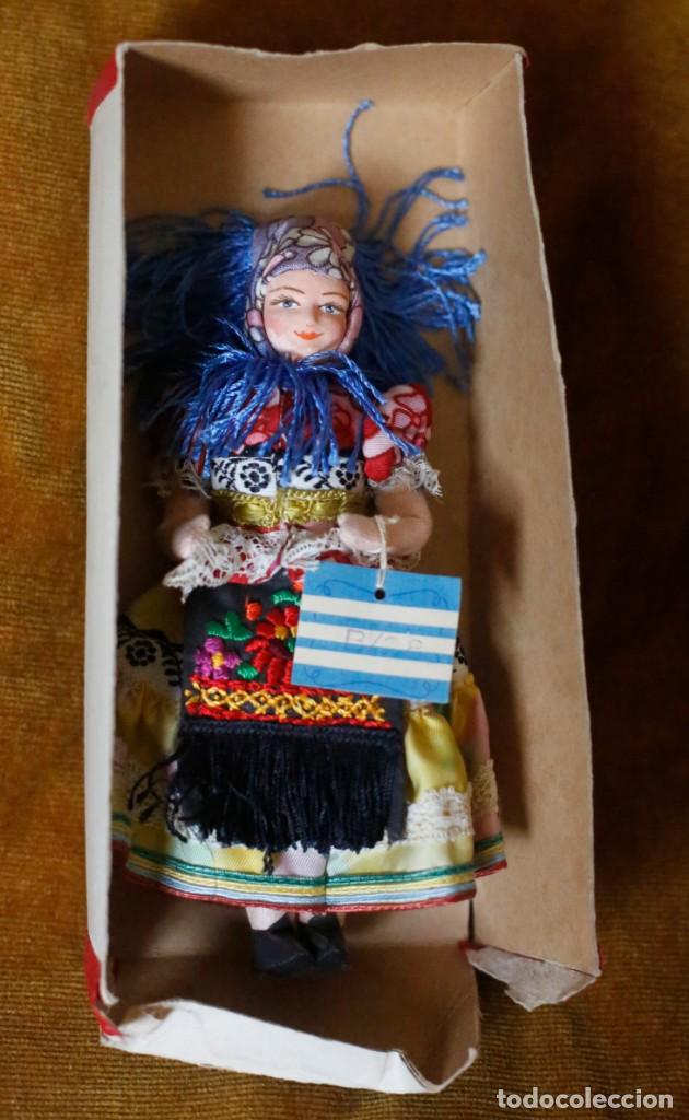 Mu&ntilde;eca espa&ntilde;ola clasica: Mu&ntilde;eca regional en muy buen estado - Foto 1