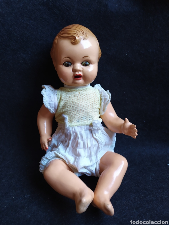 Mu&ntilde;eca espa&ntilde;ola clasica: Antiguo mu&ntilde;eco beb&eacute; de celuloide y composici&oacute;n. - Foto 1