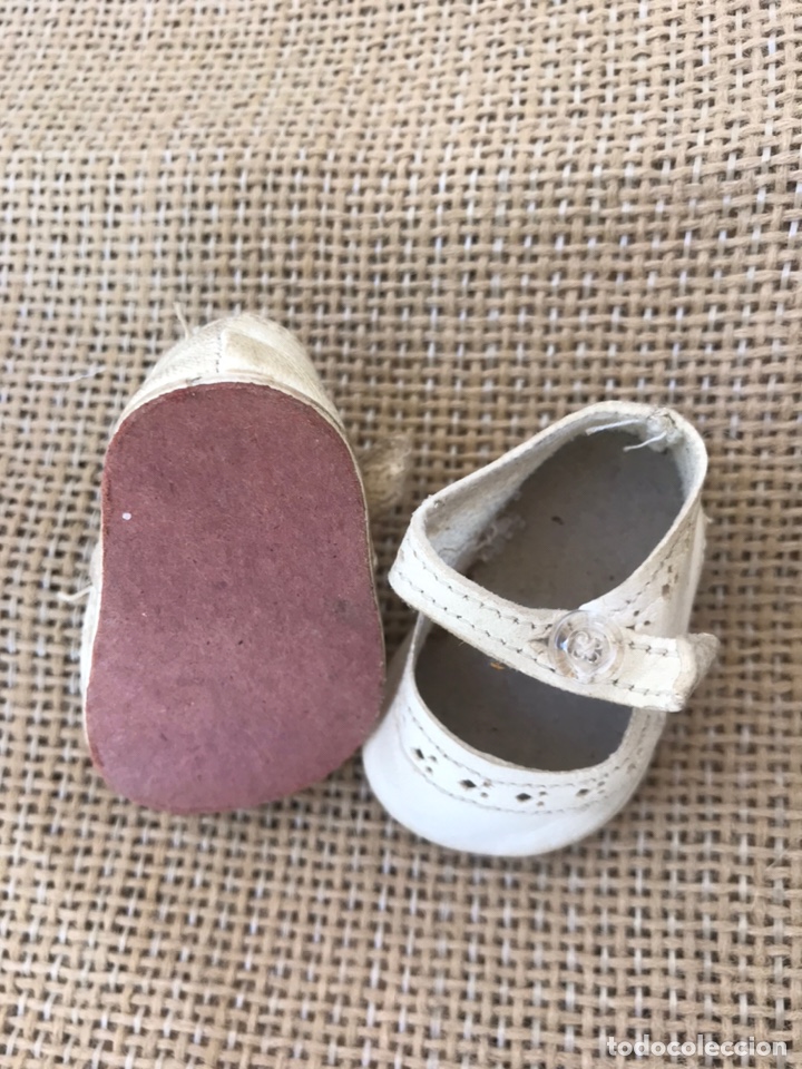 Mu&ntilde;eca espa&ntilde;ola clasica: Mu&ntilde;eca celuloide y cart&oacute;n piedra primera comuni&oacute;n - Foto 15