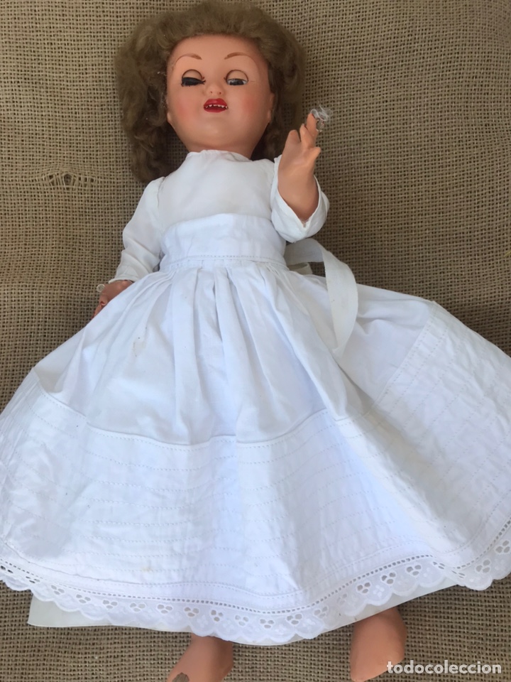 Mu&ntilde;eca espa&ntilde;ola clasica: Mu&ntilde;eca celuloide y cart&oacute;n piedra primera comuni&oacute;n - Foto 26