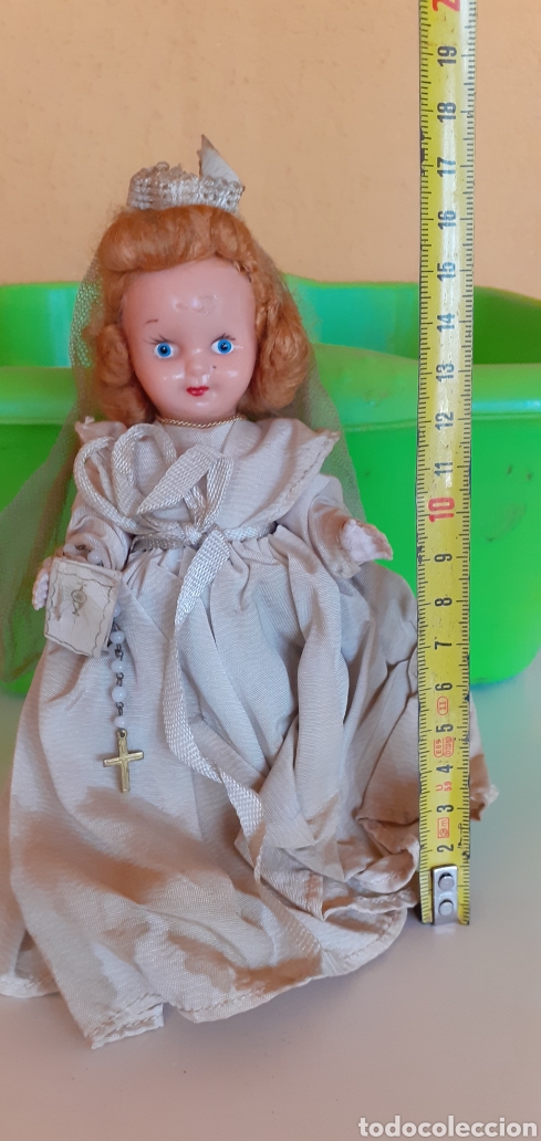 Mu&ntilde;eca espa&ntilde;ola clasica: ANTIGUA MU&Ntilde;ECA DE COMUNION DE CELULOIDE CON SU ROSARIO - Foto 3