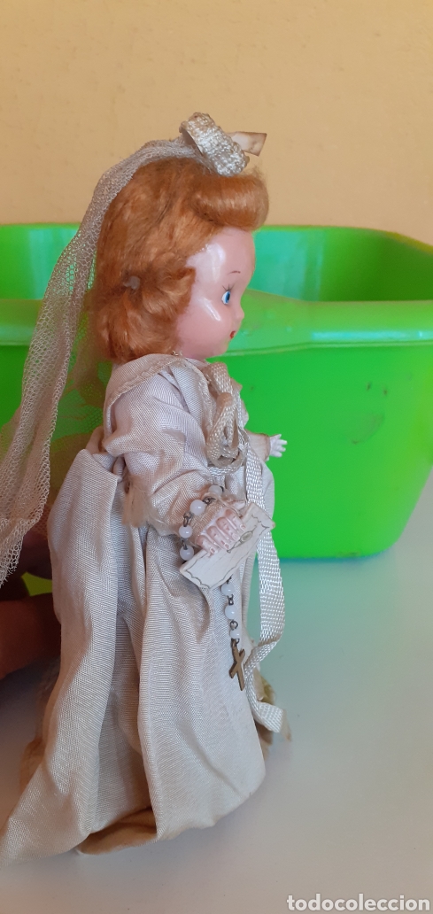 Mu&ntilde;eca espa&ntilde;ola clasica: ANTIGUA MU&Ntilde;ECA DE COMUNION DE CELULOIDE CON SU ROSARIO - Foto 11