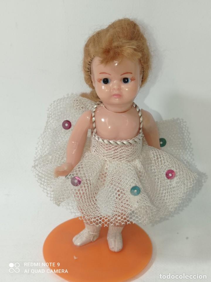 Mu&ntilde;eca espa&ntilde;ola clasica: Mu&ntilde;eca bailarina celuloide de los a&ntilde;os 50 - Foto 1