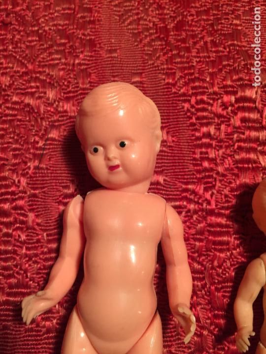 Mu&ntilde;eca espa&ntilde;ola clasica: Antiguas 2 mu&ntilde;ecas de celuloide duro de los a&ntilde;os 60-70 - Foto 2