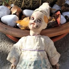 Muñeca española clasica: MUÑECO MUY ANTIGUO